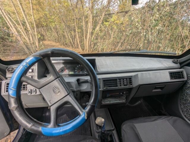 Синий ЗАЗ Таврия, объемом двигателя 1.2 л и пробегом 111 тыс. км за 950 $, фото 8 на Automoto.ua