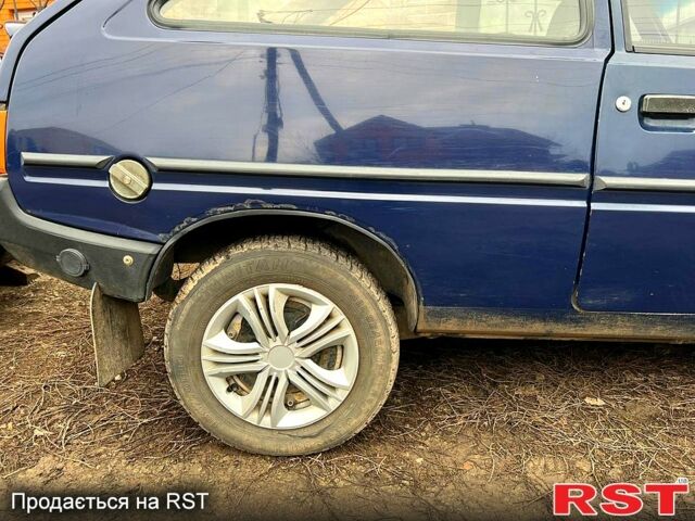 Синий ЗАЗ Таврия, объемом двигателя 1.2 л и пробегом 90 тыс. км за 1100 $, фото 3 на Automoto.ua