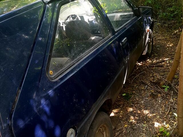 Синий ЗАЗ Таврия, объемом двигателя 1.3 л и пробегом 250 тыс. км за 400 $, фото 1 на Automoto.ua