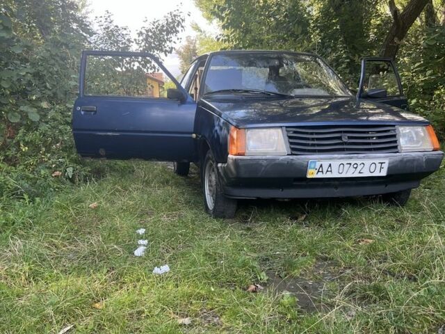 Синий ЗАЗ Таврия, объемом двигателя 1.2 л и пробегом 250 тыс. км за 571 $, фото 1 на Automoto.ua