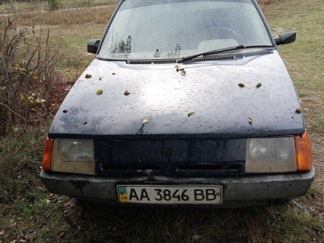 Синий ЗАЗ Таврия, объемом двигателя 1.9 л и пробегом 1000 тыс. км за 600 $, фото 9 на Automoto.ua
