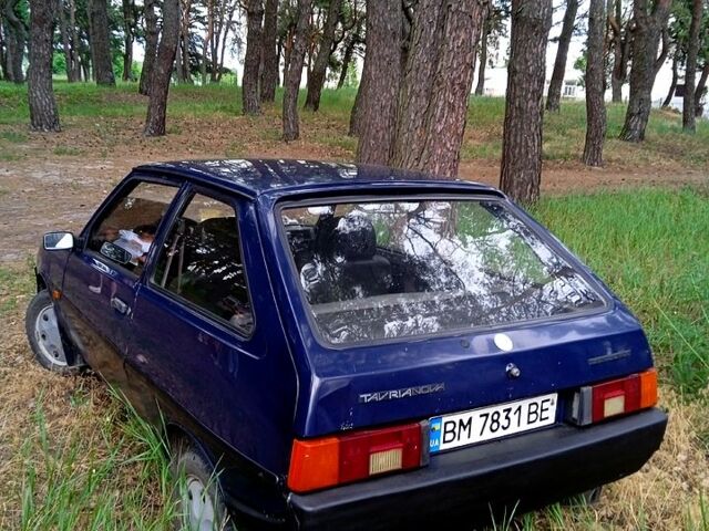 Синий ЗАЗ Таврия, объемом двигателя 1.1 л и пробегом 61 тыс. км за 849 $, фото 6 на Automoto.ua