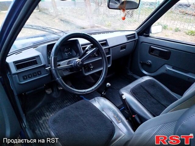 Синий ЗАЗ Таврия, объемом двигателя 1.2 л и пробегом 63 тыс. км за 1100 $, фото 5 на Automoto.ua