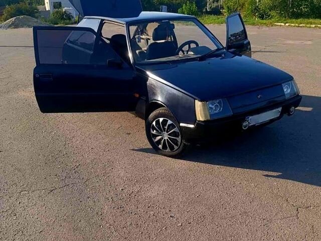 Синій ЗАЗ Таврія, об'ємом двигуна 1.2 л та пробігом 63 тис. км за 1350 $, фото 5 на Automoto.ua