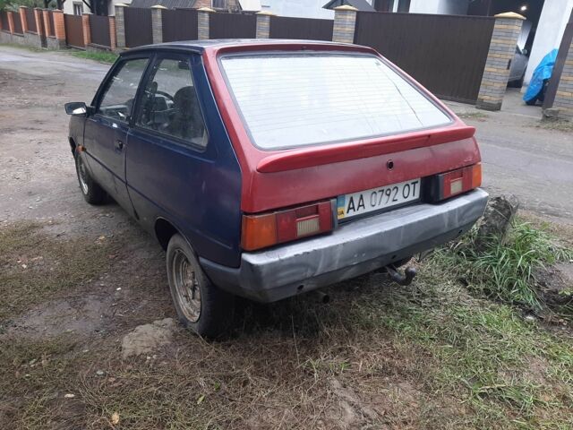 Синий ЗАЗ Таврия, объемом двигателя 1.2 л и пробегом 100 тыс. км за 550 $, фото 6 на Automoto.ua