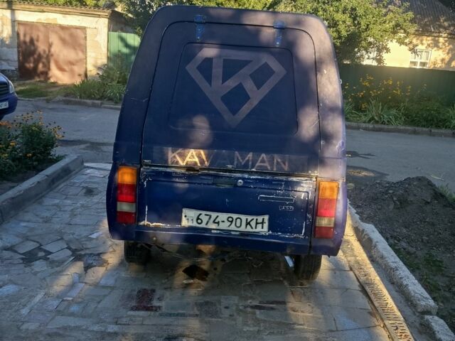 Синий ЗАЗ Таврия, объемом двигателя 0 л и пробегом 120 тыс. км за 600 $, фото 5 на Automoto.ua