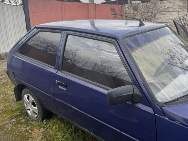 Синий ЗАЗ Таврия, объемом двигателя 1.2 л и пробегом 160 тыс. км за 478 $, фото 2 на Automoto.ua