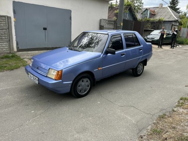 Синий ЗАЗ Таврия, объемом двигателя 1.2 л и пробегом 106 тыс. км за 999 $, фото 6 на Automoto.ua