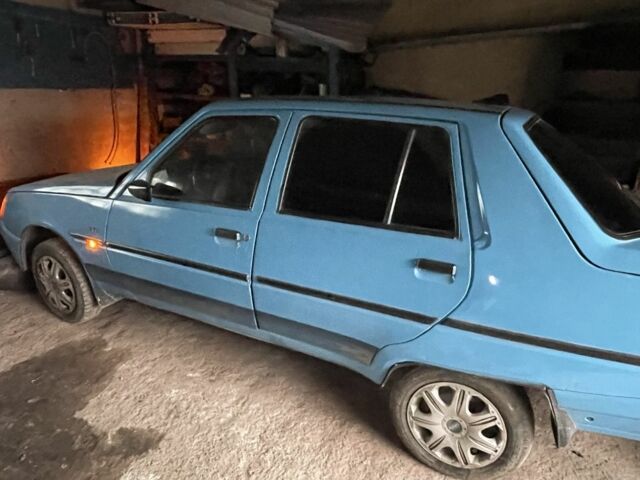 Синій ЗАЗ Таврія, об'ємом двигуна 10 л та пробігом 3 тис. км за 1200 $, фото 4 на Automoto.ua