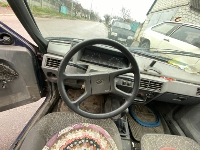 Синий ЗАЗ Таврия, объемом двигателя 1.2 л и пробегом 200 тыс. км за 356 $, фото 5 на Automoto.ua