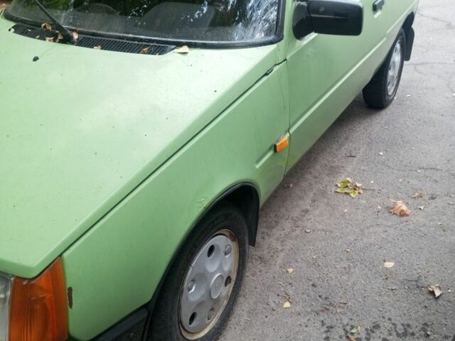 Зелений ЗАЗ Таврія, об'ємом двигуна 0 л та пробігом 256 тис. км за 607 $, фото 2 на Automoto.ua