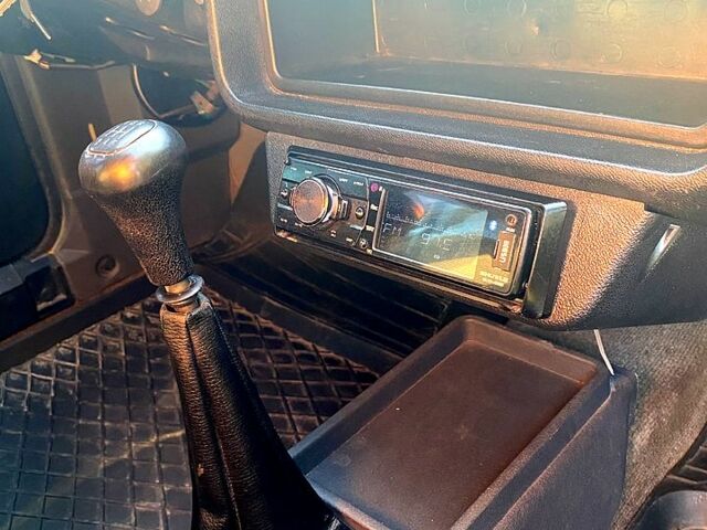 Зелений ЗАЗ Таврія, об'ємом двигуна 1.1 л та пробігом 343 тис. км за 799 $, фото 10 на Automoto.ua