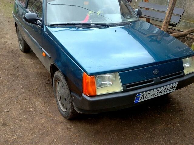 Зеленый ЗАЗ Таврия, объемом двигателя 1.1 л и пробегом 150 тыс. км за 500 $, фото 3 на Automoto.ua