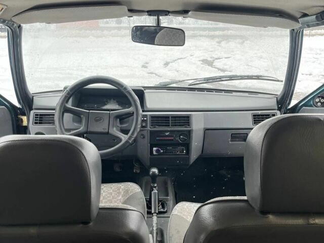 Зеленый ЗАЗ Таврия, объемом двигателя 1.2 л и пробегом 141 тыс. км за 1100 $, фото 14 на Automoto.ua