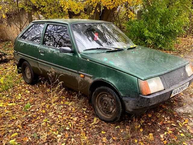 Зеленый ЗАЗ Таврия, объемом двигателя 1.2 л и пробегом 45 тыс. км за 400 $, фото 4 на Automoto.ua