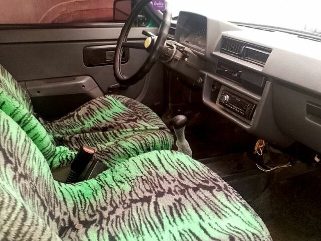 Зеленый ЗАЗ Таврия, объемом двигателя 1.1 л и пробегом 37 тыс. км за 1500 $, фото 8 на Automoto.ua