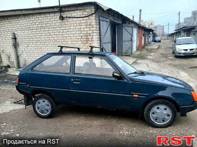 Зеленый ЗАЗ Таврия, объемом двигателя 1.2 л и пробегом 250 тыс. км за 650 $, фото 2 на Automoto.ua