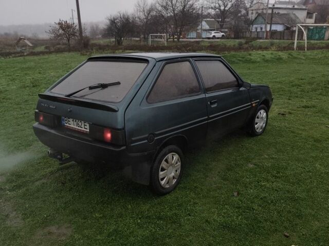 Зеленый ЗАЗ Таврия, объемом двигателя 1.2 л и пробегом 180 тыс. км за 650 $, фото 2 на Automoto.ua