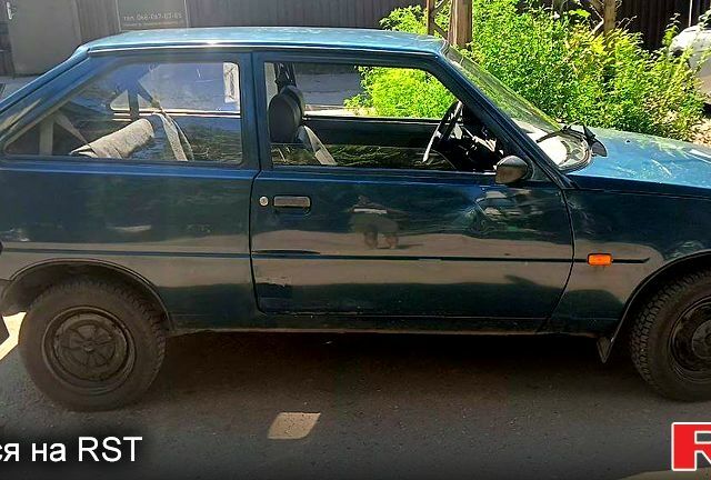 Зеленый ЗАЗ Таврия, объемом двигателя 1.1 л и пробегом 115 тыс. км за 800 $, фото 7 на Automoto.ua