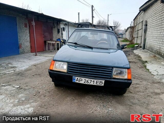 Зеленый ЗАЗ Таврия, объемом двигателя 1.2 л и пробегом 250 тыс. км за 650 $, фото 7 на Automoto.ua