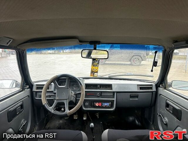 Зеленый ЗАЗ Таврия, объемом двигателя 1.1 л и пробегом 178 тыс. км за 650 $, фото 6 на Automoto.ua