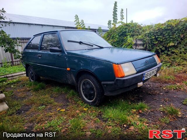 Зеленый ЗАЗ Таврия, объемом двигателя 1.1 л и пробегом 182 тыс. км за 950 $, фото 1 на Automoto.ua