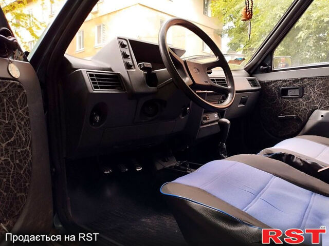 Зеленый ЗАЗ Таврия, объемом двигателя 1.2 л и пробегом 95 тыс. км за 950 $, фото 3 на Automoto.ua