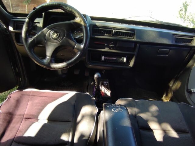 Зеленый ЗАЗ Таврия, объемом двигателя 1.2 л и пробегом 140 тыс. км за 594 $, фото 4 на Automoto.ua