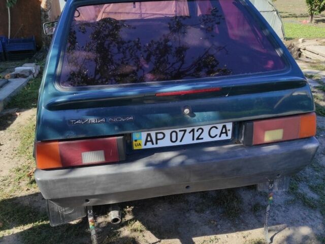 Зеленый ЗАЗ Таврия, объемом двигателя 1.2 л и пробегом 140 тыс. км за 594 $, фото 3 на Automoto.ua