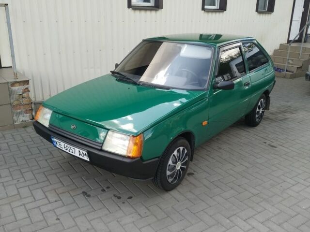 Зеленый ЗАЗ Таврия, объемом двигателя 1.1 л и пробегом 33 тыс. км за 1600 $, фото 5 на Automoto.ua