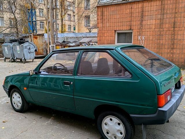 Зеленый ЗАЗ Таврия, объемом двигателя 1.2 л и пробегом 35 тыс. км за 1900 $, фото 5 на Automoto.ua