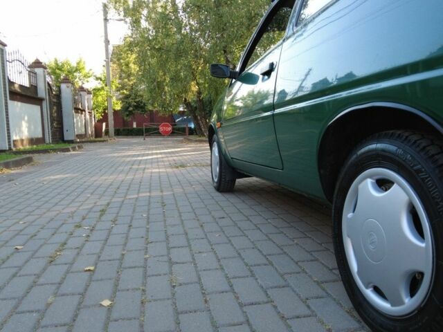 Зелений ЗАЗ Таврія, об'ємом двигуна 1.1 л та пробігом 84 тис. км за 1550 $, фото 5 на Automoto.ua