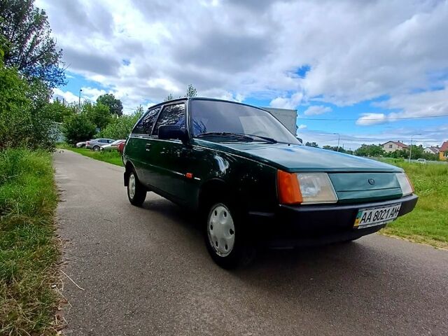 Зеленый ЗАЗ Таврия, объемом двигателя 1.1 л и пробегом 34 тыс. км за 1700 $, фото 1 на Automoto.ua