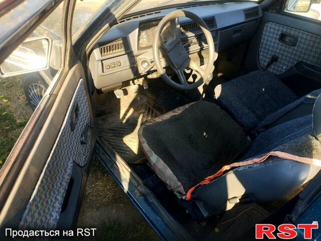 Зеленый ЗАЗ Таврия, объемом двигателя 1.2 л и пробегом 238 тыс. км за 310 $, фото 5 на Automoto.ua
