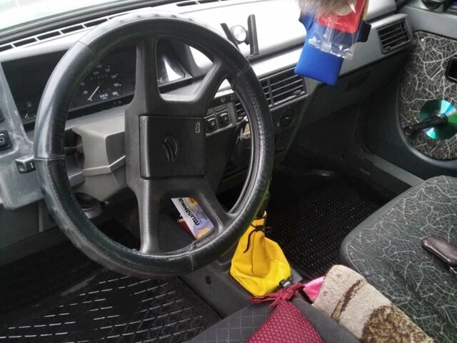 Зеленый ЗАЗ Таврия, объемом двигателя 1.2 л и пробегом 2 тыс. км за 850 $, фото 5 на Automoto.ua