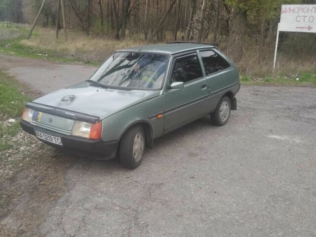Зеленый ЗАЗ Таврия, объемом двигателя 1.2 л и пробегом 2 тыс. км за 850 $, фото 1 на Automoto.ua
