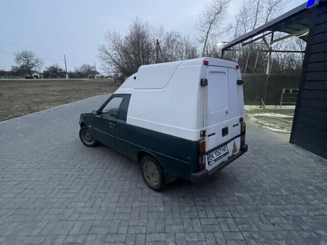 Зелений ЗАЗ Таврія, об'ємом двигуна 1.2 л та пробігом 155 тис. км за 999 $, фото 7 на Automoto.ua