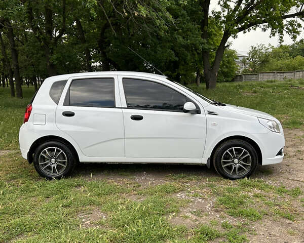 Белый ЗАЗ Вида, объемом двигателя 1.5 л и пробегом 44 тыс. км за 5400 $, фото 12 на Automoto.ua