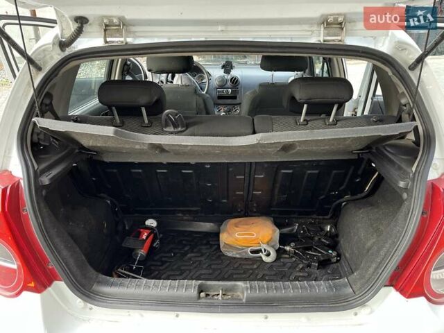 Білий ЗАЗ Віда, об'ємом двигуна 1.5 л та пробігом 113 тис. км за 3500 $, фото 8 на Automoto.ua