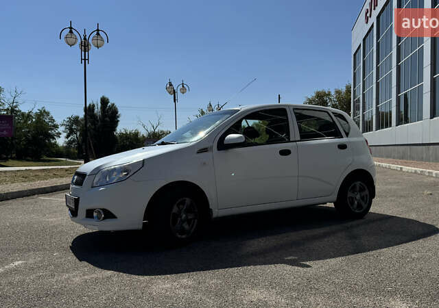 Белый ЗАЗ Вида, объемом двигателя 1.5 л и пробегом 139 тыс. км за 5500 $, фото 7 на Automoto.ua