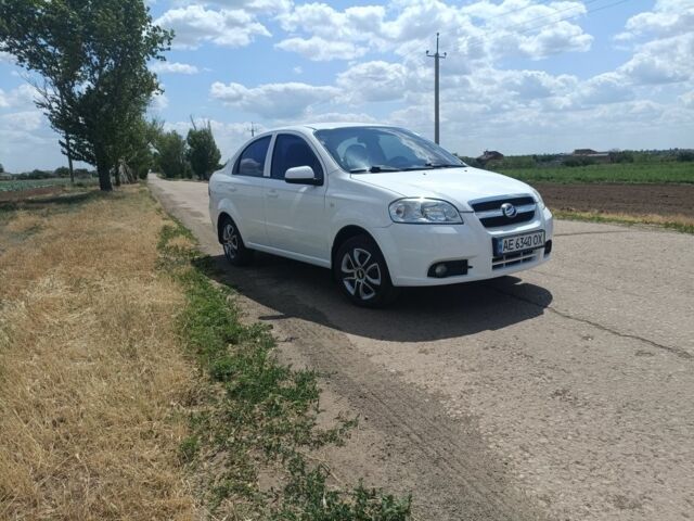 Білий ЗАЗ Віда, об'ємом двигуна 1.5 л та пробігом 235 тис. км за 4400 $, фото 5 на Automoto.ua