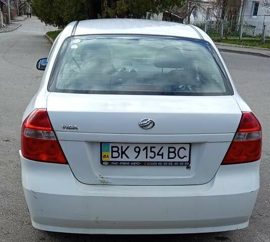 Белый ЗАЗ Вида, объемом двигателя 1.5 л и пробегом 191 тыс. км за 4099 $, фото 2 на Automoto.ua