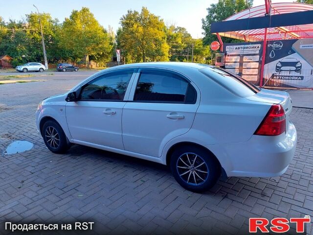 Белый ЗАЗ Вида, объемом двигателя 1.5 л и пробегом 155 тыс. км за 4700 $, фото 1 на Automoto.ua