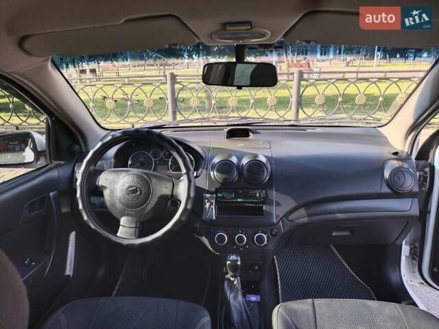 Белый ЗАЗ Вида, объемом двигателя 1.5 л и пробегом 190 тыс. км за 4150 $, фото 5 на Automoto.ua