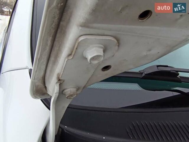 Білий ЗАЗ Віда, об'ємом двигуна 1.4 л та пробігом 137 тис. км за 5300 $, фото 33 на Automoto.ua