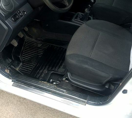 Білий ЗАЗ Віда, об'ємом двигуна 1.5 л та пробігом 219 тис. км за 4500 $, фото 10 на Automoto.ua