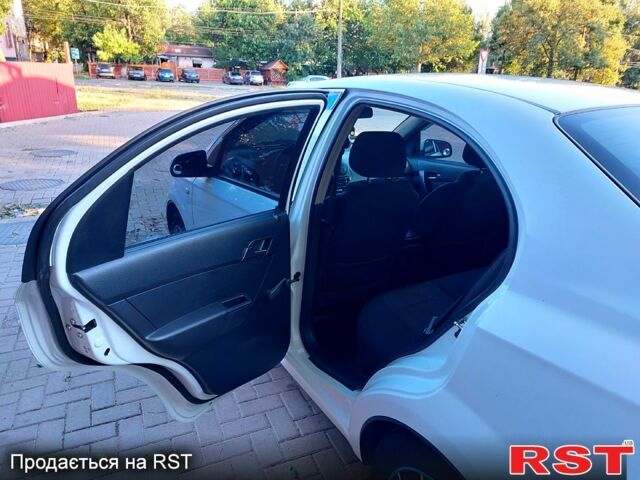 Білий ЗАЗ Віда, об'ємом двигуна 1.5 л та пробігом 155 тис. км за 4500 $, фото 9 на Automoto.ua