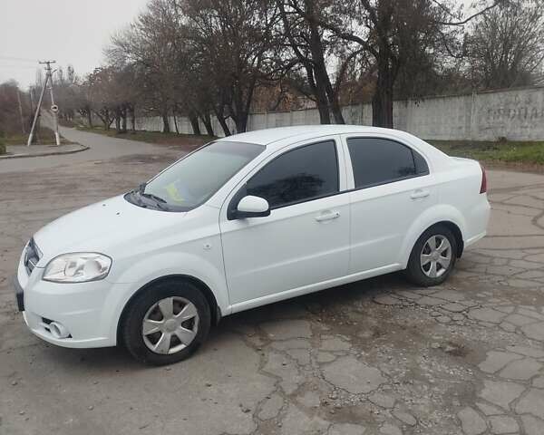 Белый ЗАЗ Вида, объемом двигателя 1.5 л и пробегом 157 тыс. км за 4700 $, фото 3 на Automoto.ua