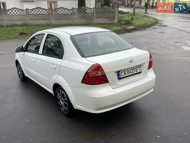 Белый ЗАЗ Вида, объемом двигателя 1.5 л и пробегом 80 тыс. км за 3550 $, фото 4 на Automoto.ua