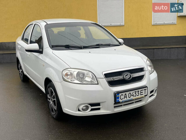 Белый ЗАЗ Вида, объемом двигателя 1.5 л и пробегом 80 тыс. км за 3550 $, фото 5 на Automoto.ua